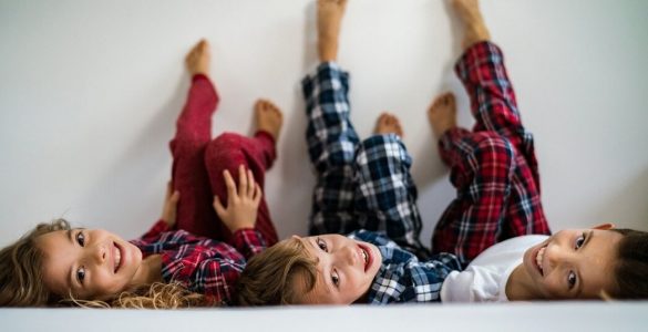 Crianças a celebrar o Dia do Pijama